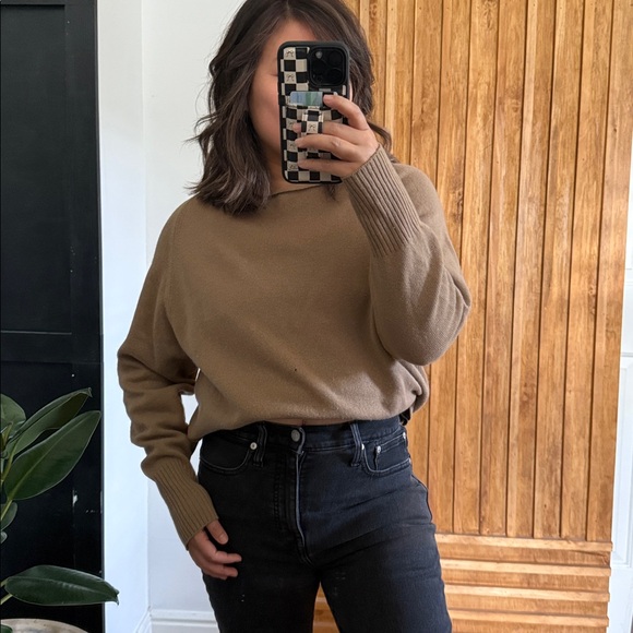 VINCE 100% Cashmere Boatneck Pullover Sweater. S - Picture 1 of 14